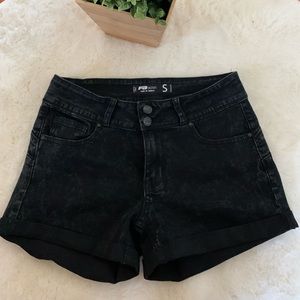 FB Sister Push Up Jean Shorts
